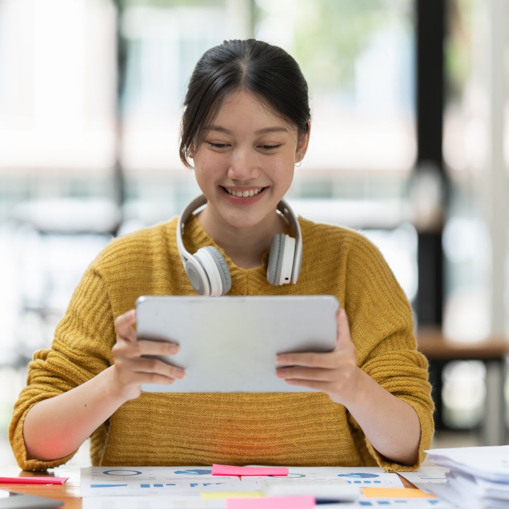 Preview image for: The link between email marketing &amp; content marketing