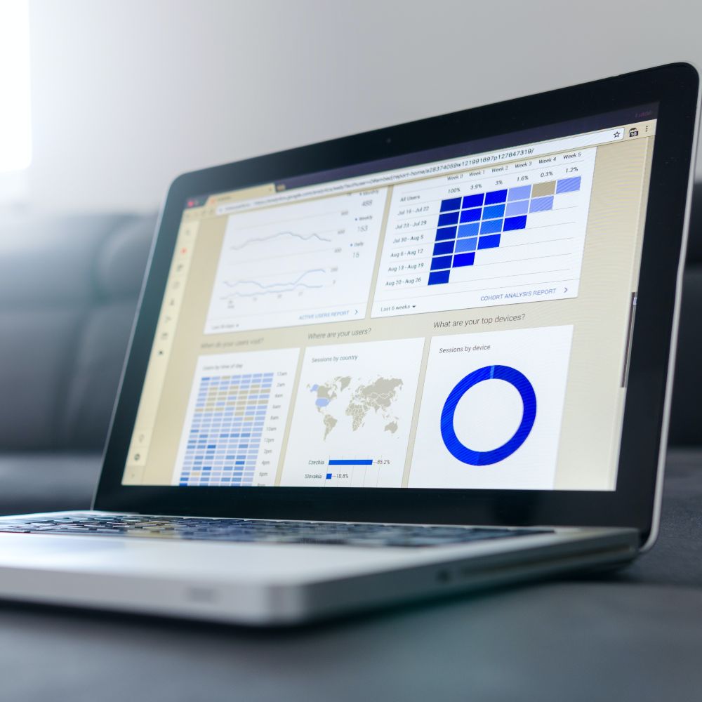 Preview image for: Vanity vs actionable metrics: how they work together