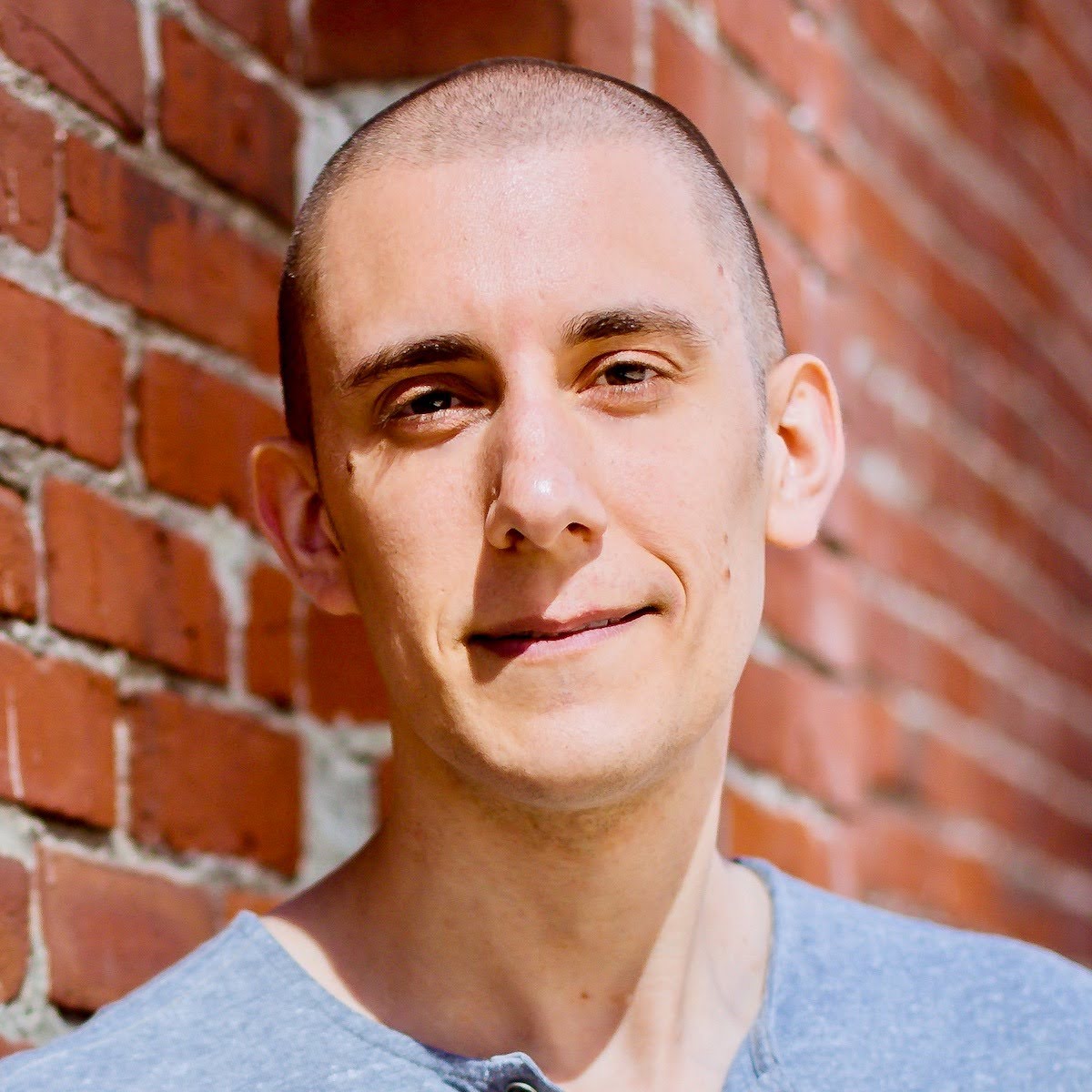 Headshot of Alex Baia.